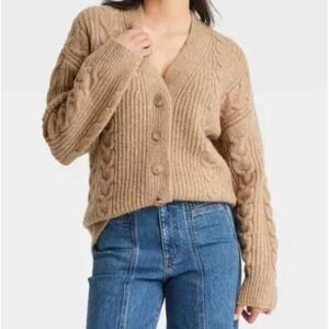 Universal Thread Women's Cozy Cable Knit Cardigan Sweater Tan Small